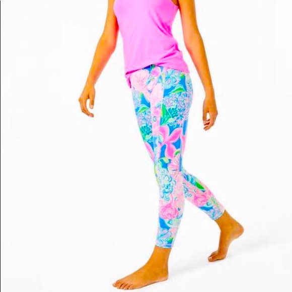 Lilly Pulitzer Pants - Lilly Pulitzer Luxletic weekender leggings